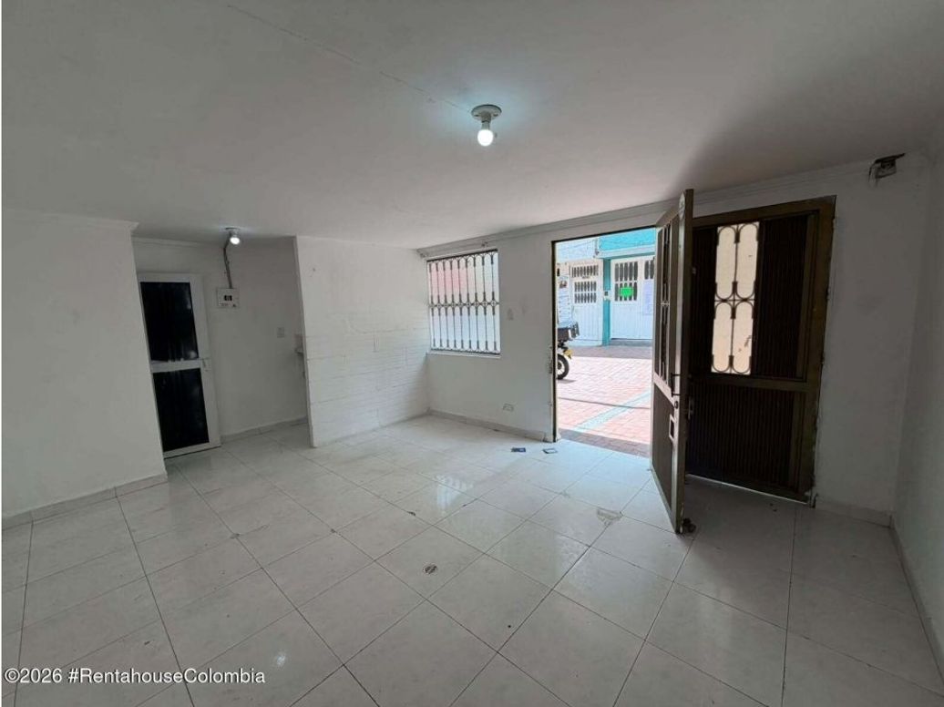 Casa de 4 alcobas en venta en San Luis, Bogotá · foto 8 de 12