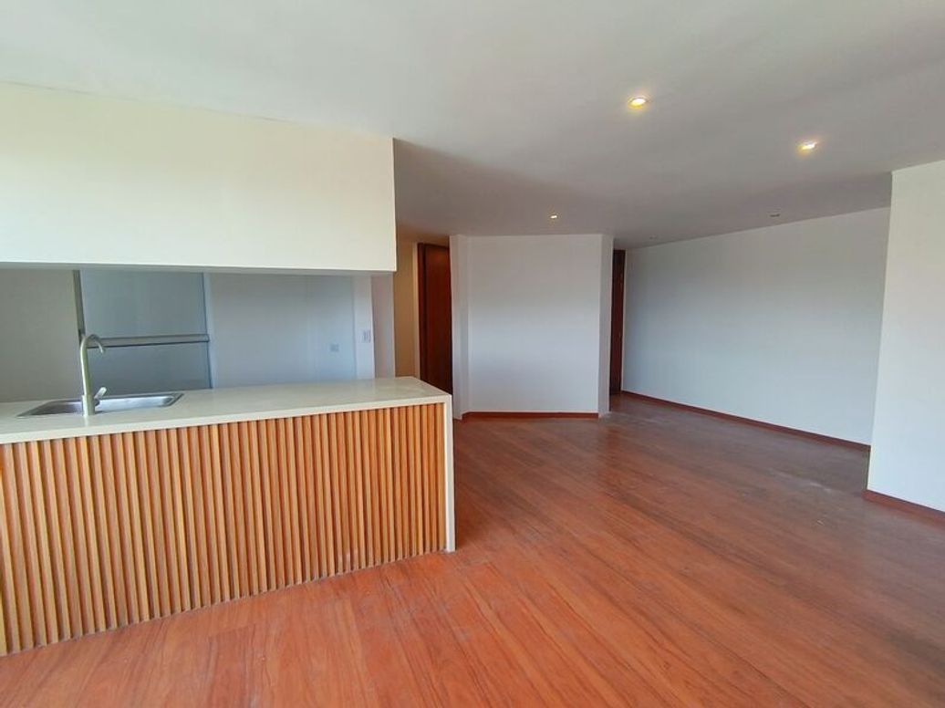 Apartamento de 2 alcobas en arriendo en Los Rosales, Bogotá, 80 m² · foto 4 de 20
