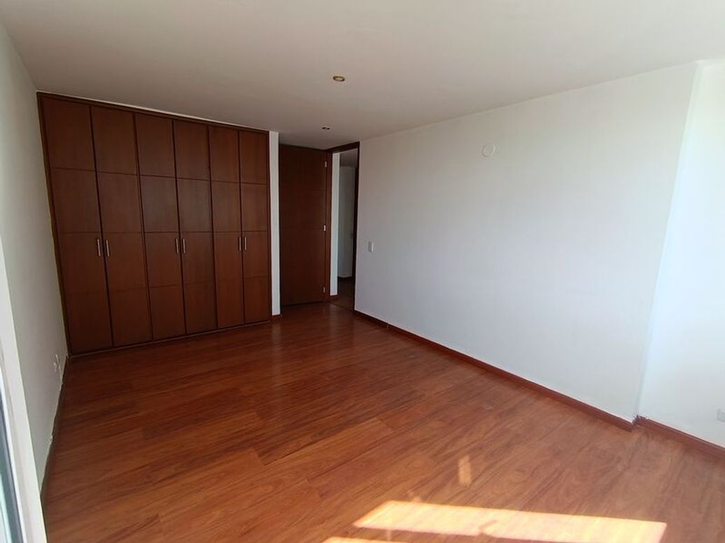Apartamento de 2 alcobas en arriendo en Los Rosales, Bogotá, 80 m² · foto 17 de 20