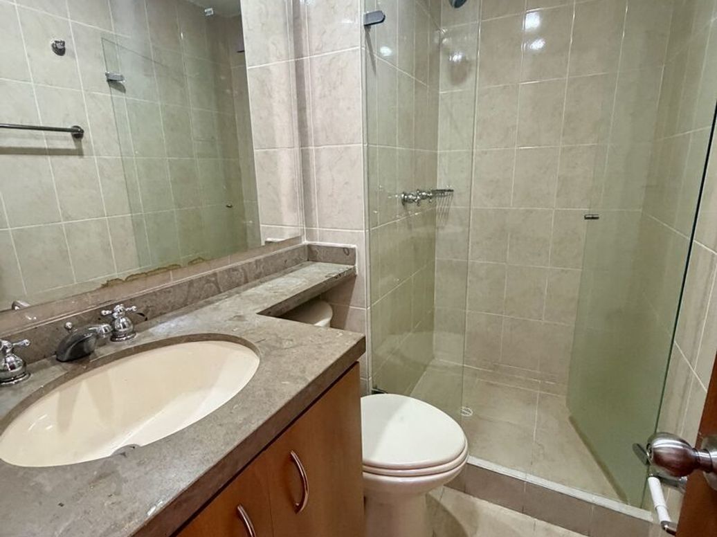 Apartamento de 3 alcobas en venta en Ub. Cordoba Niza, Bogotá, 154 m² · foto 12 de 20