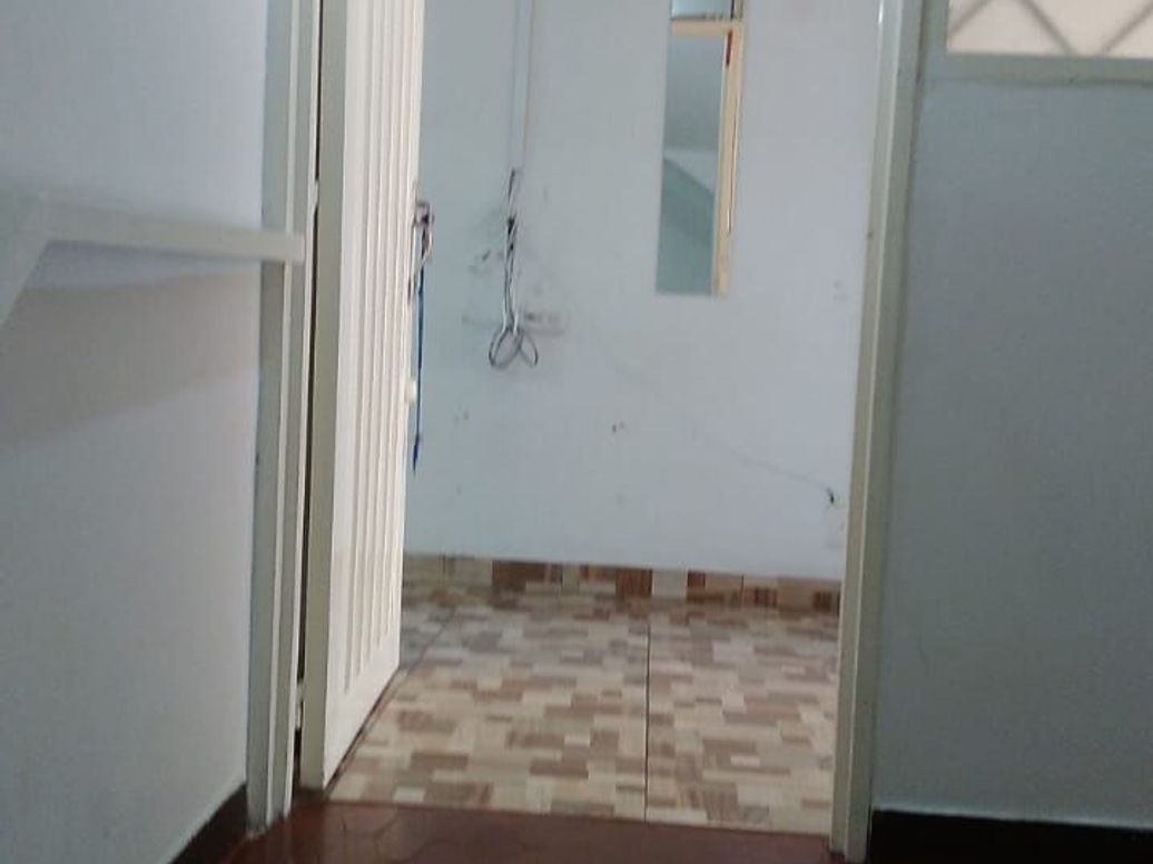 Casa de 7 alcobas en venta en Canódromo, Bogotá, 313 m² · foto 8 de 12
