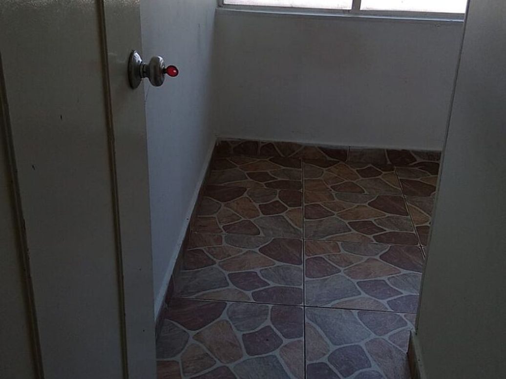 Casa de 7 alcobas en venta en Canódromo, Bogotá, 313 m² · foto 10 de 12