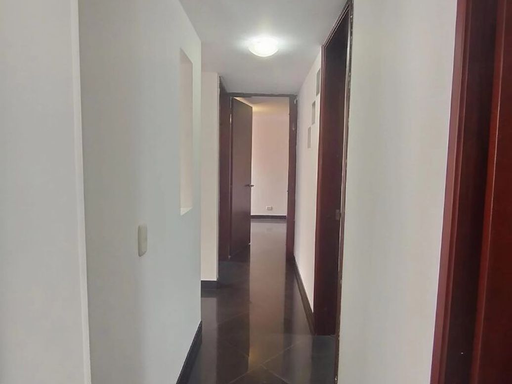 Apartamento de 3 alcobas en venta en Santa Catalina, Bogotá, 56 m² · foto 8 de 20