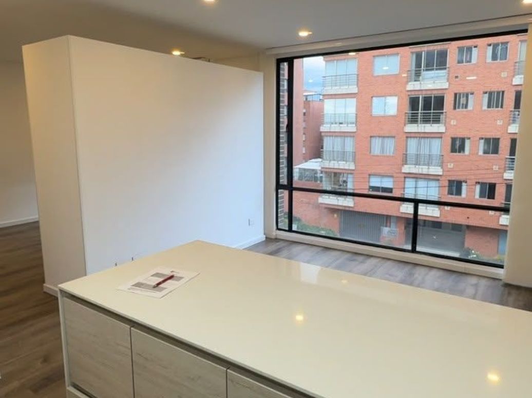 Apartaestudio en venta en Lisboa, Bogotá, 53 m² · foto 2 de 20