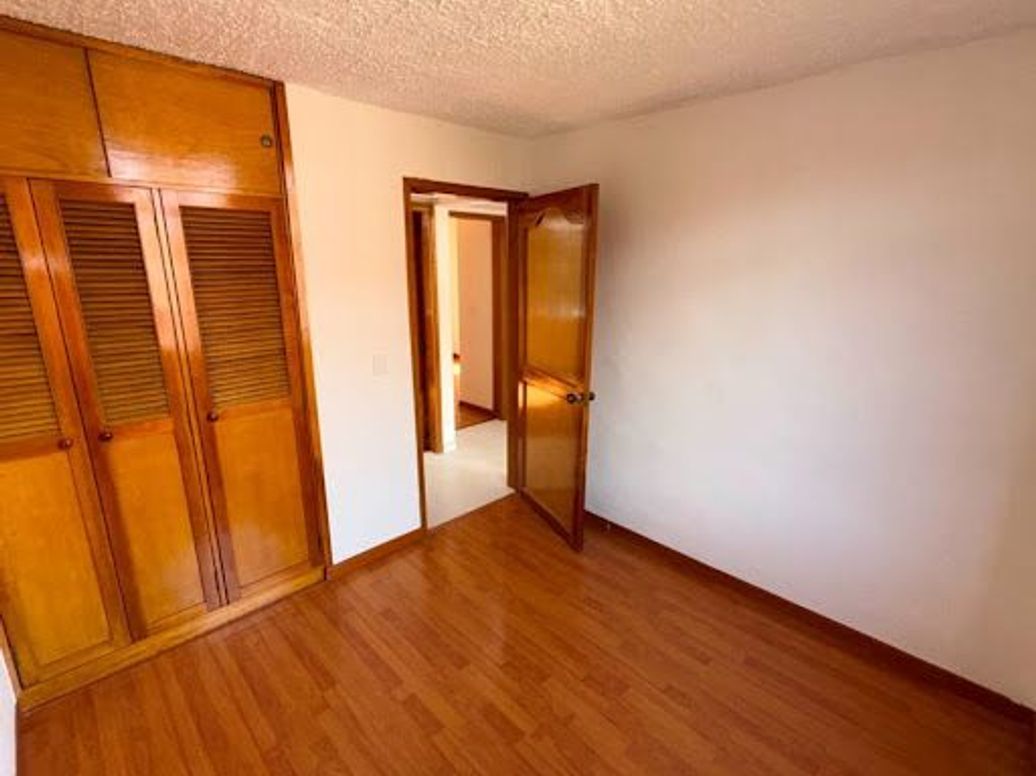 Apartamento de 3 alcobas en venta en Carlos Lleras, Bogotá, 65 m² · foto 13 de 20