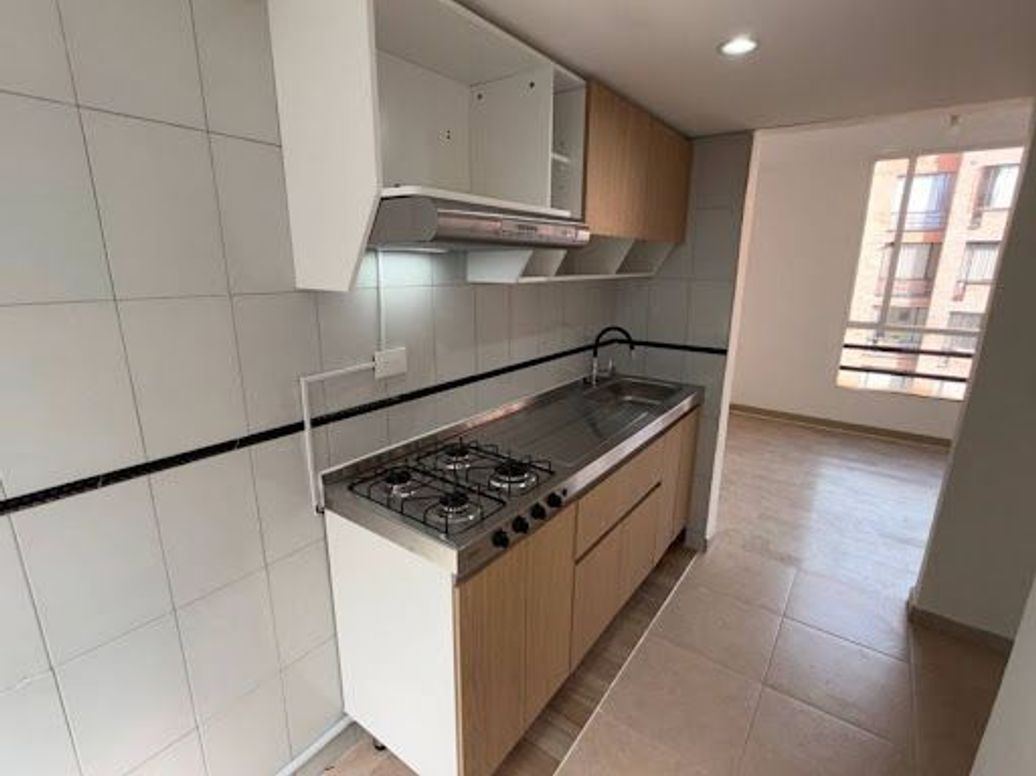 Apartamento de 3 alcobas en venta en Carlos Lleras, Bogotá, 65 m² · foto 6 de 20