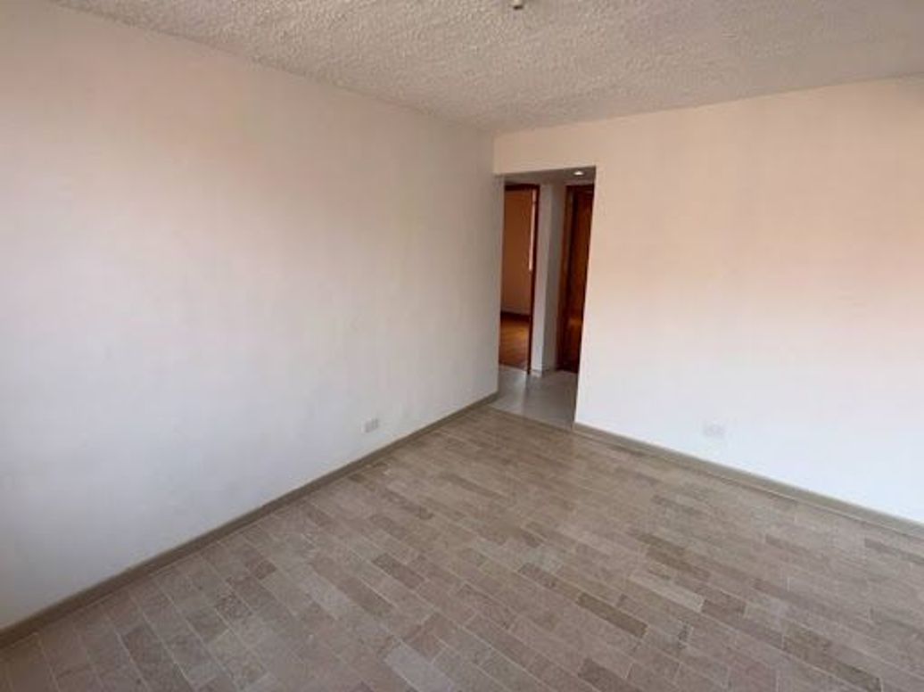 Apartamento de 3 alcobas en venta en Carlos Lleras, Bogotá, 65 m² · foto 8 de 20
