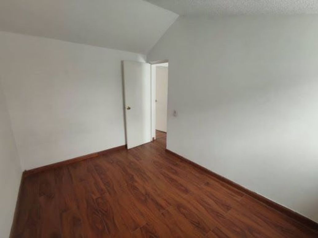 Casa de 3 alcobas en arriendo en Mandalay 1, Bogotá, 140 m² · foto 11 de 20