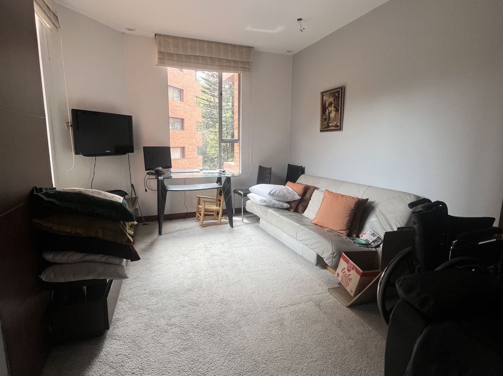 Apartamento de 3 alcobas en venta en La Cabrera, Bogotá, 227 m² · foto 4 de 20