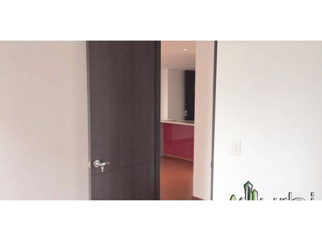 Apartamento de 2 alcobas en venta en Cedritos, Bogotá, 69 m² · foto 3 de 15