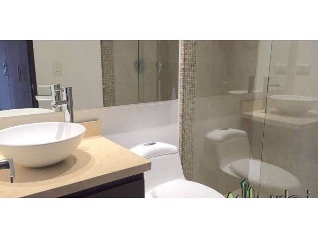 Apartamento de 2 alcobas en venta en Cedritos, Bogotá, 69 m² · foto 11 de 15