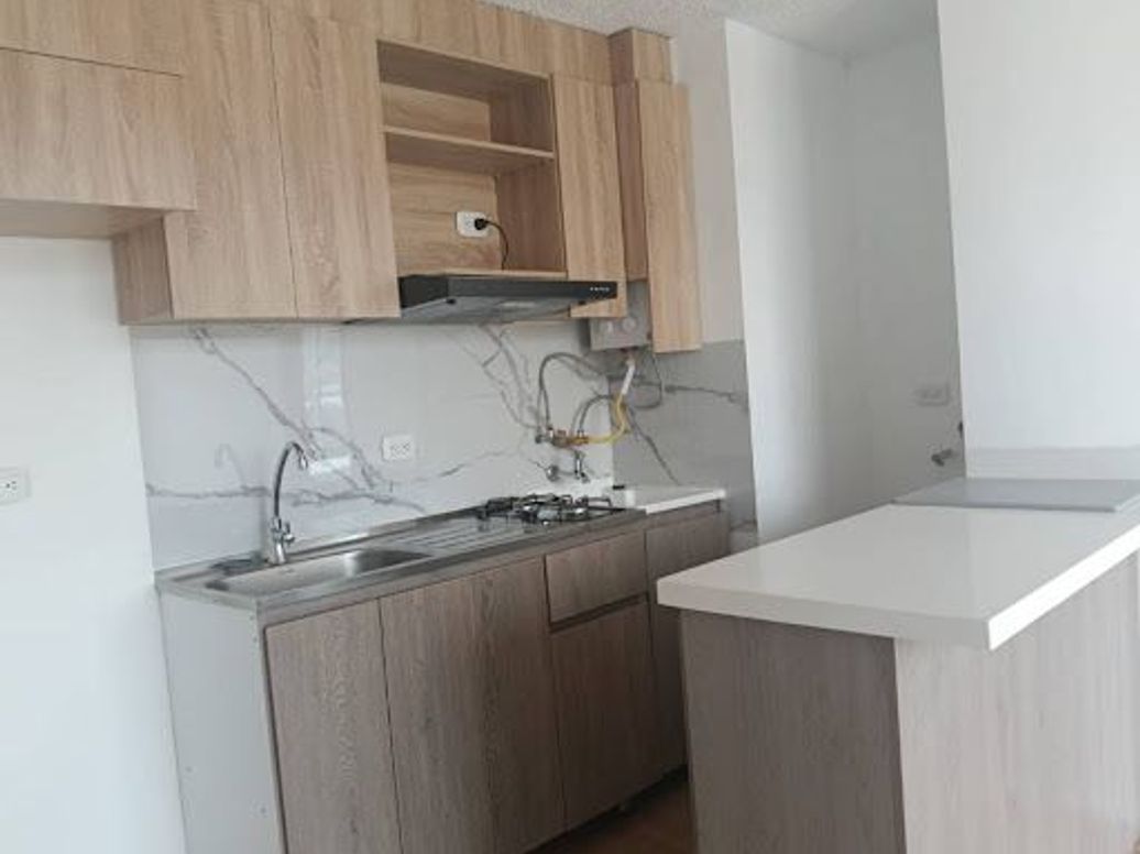 Apartamento de 2 alcobas en arriendo en San Antonio Norte, Bogotá, 37 m² · foto 6 de 10