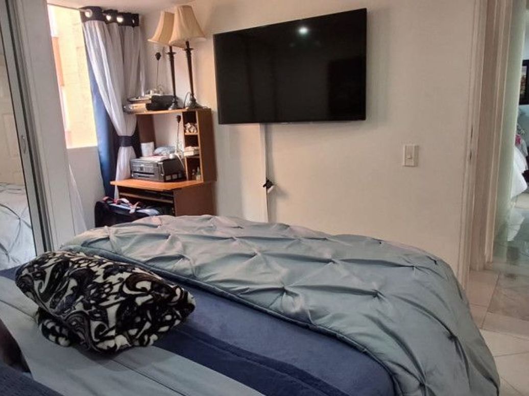 Apartamento de 3 alcobas en venta en San Cipriano, Bogotá, 65 m² · foto 14 de 15