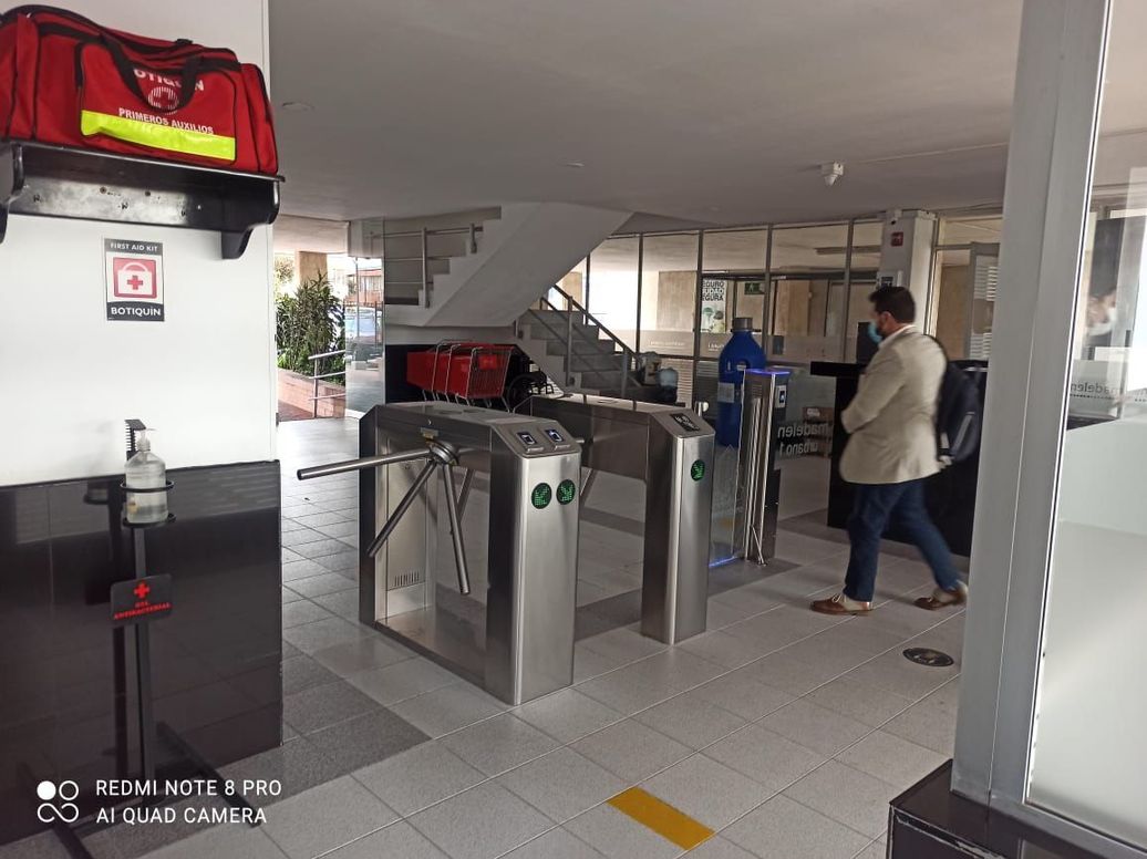 Apartamento de 3 alcobas en venta en Madelena, Bogotá, 48 m² · foto 4 de 18