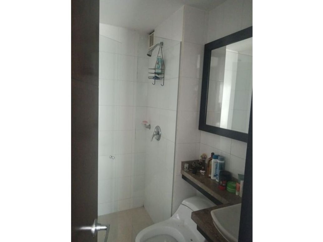 Apartamento de 2 alcobas en venta en El Batán, Bogotá, 86 m² · foto 14 de 19