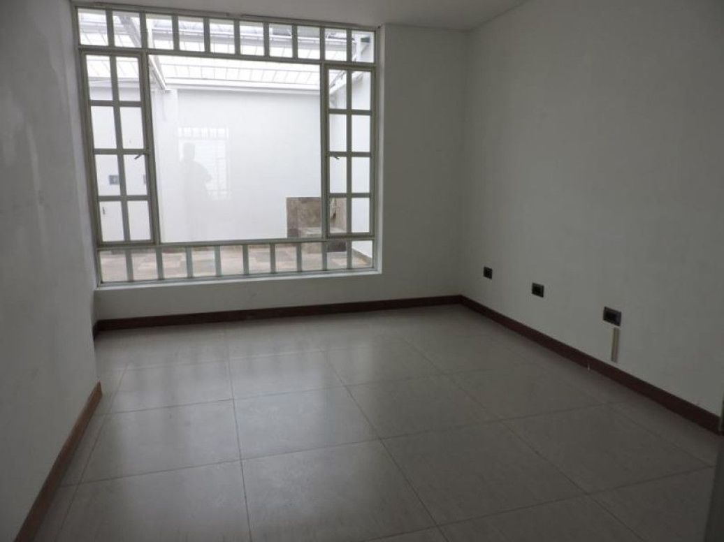 Casa de 4 alcobas en venta en Estrella Del Norte, Bogotá, 241 m² · foto 14 de 20