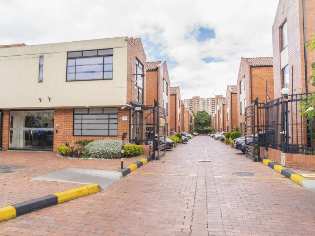Casa de 3 alcobas en venta en Cr Quintas De Santa Maria Et. V, Bogotá, 102 m² · foto 15 de 16