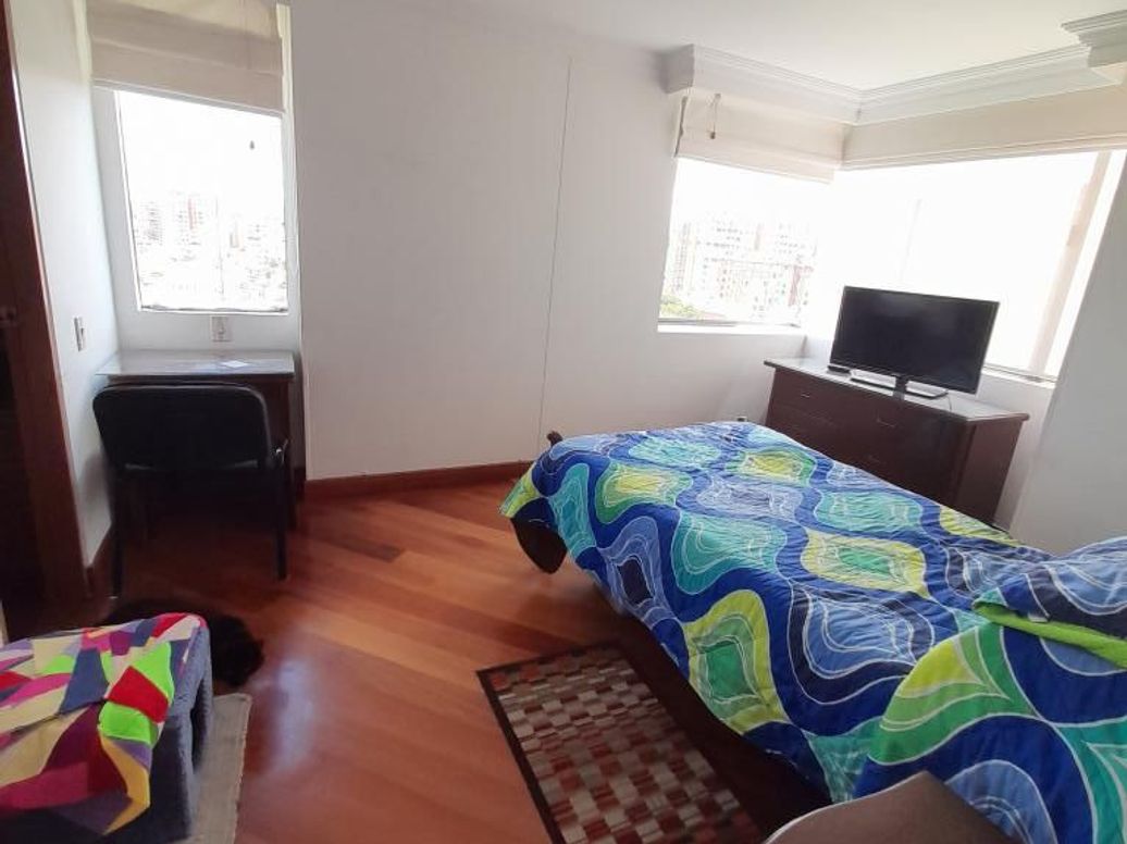 Apartamento de 3 alcobas en venta en San José Del Prado, Bogotá, 156 m² · foto 15 de 20