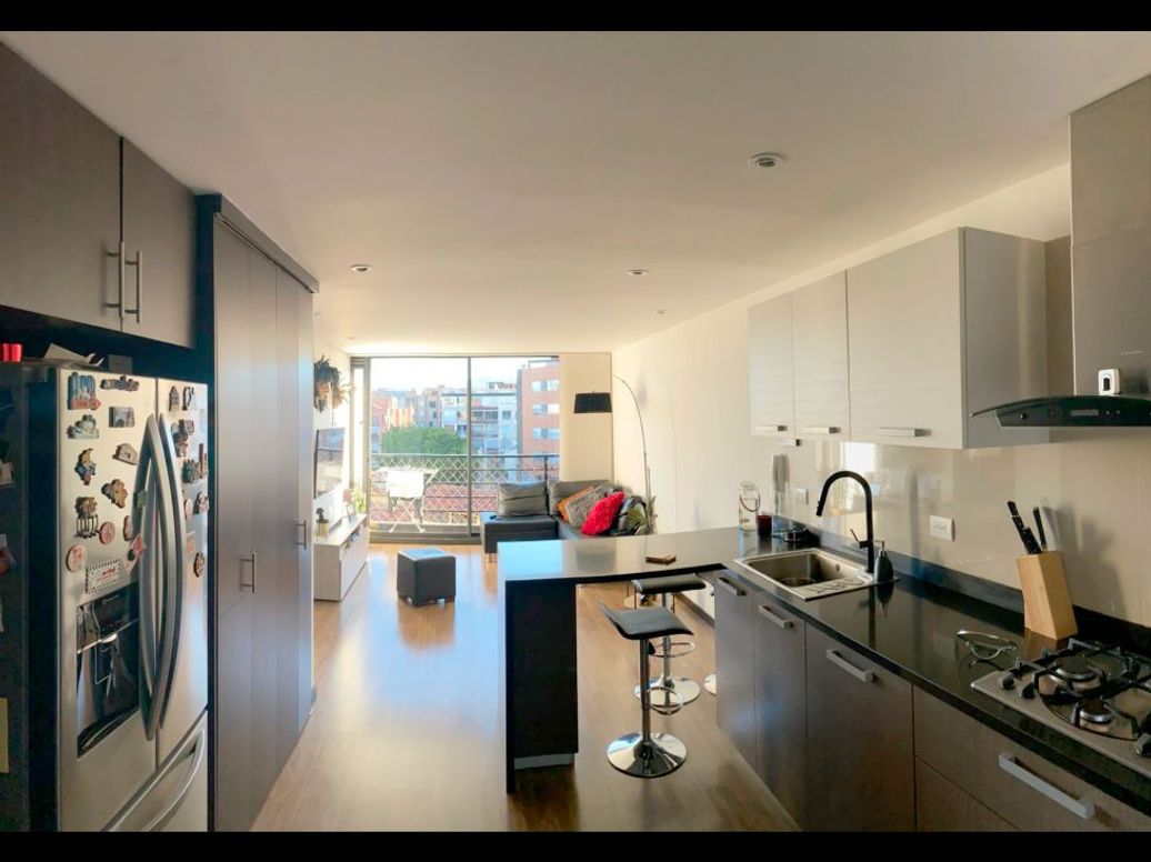 Apartamento de 1 alcoba en venta en El Contador, Bogotá, 64 m² · foto 7 de 19