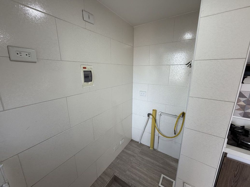 Apartamento de 2 alcobas en venta en Marco Fidel Suarez No. 1, Bogotá, 47 m² · foto 5 de 20