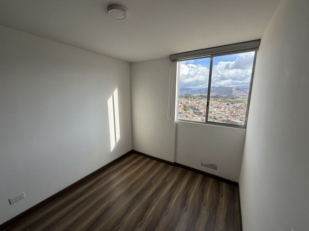 Apartamento de 2 alcobas en venta en Marco Fidel Suarez No. 1, Bogotá, 47 m² · foto 16 de 20