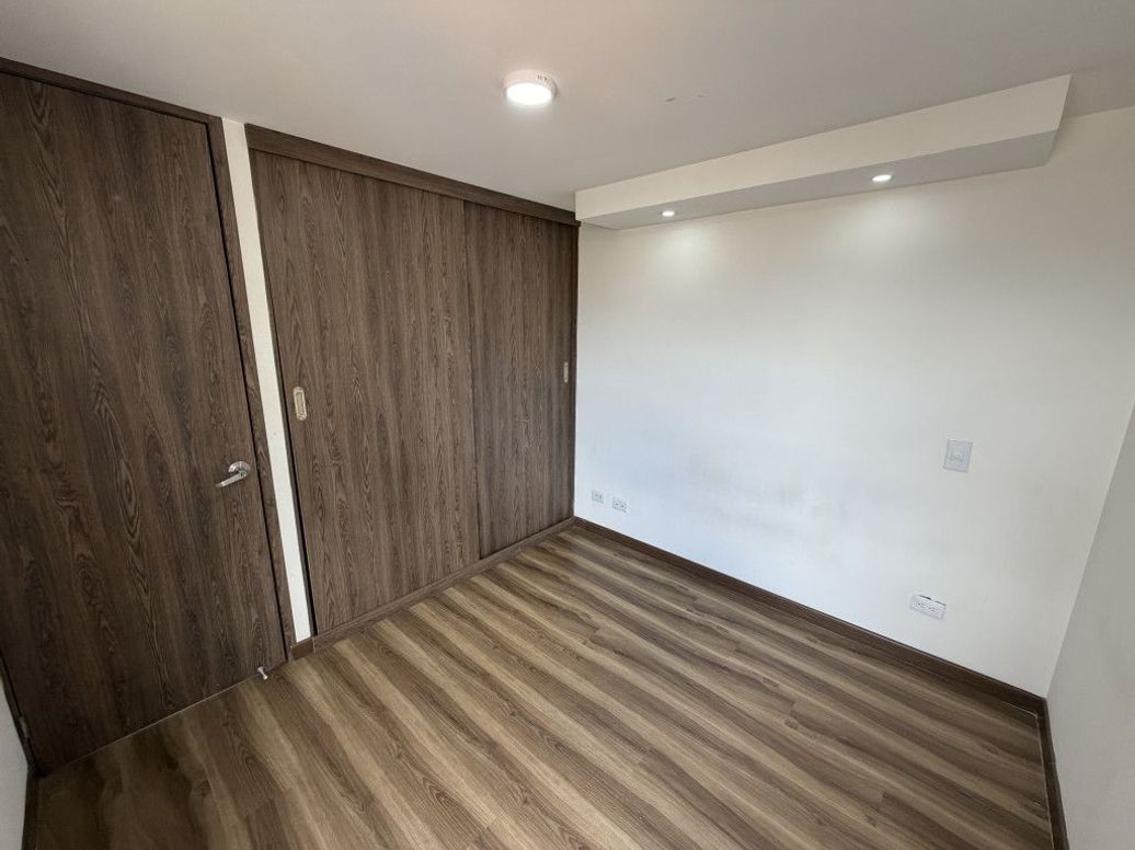 Apartamento de 2 alcobas en venta en Marco Fidel Suarez No. 1, Bogotá, 47 m² · foto 17 de 20