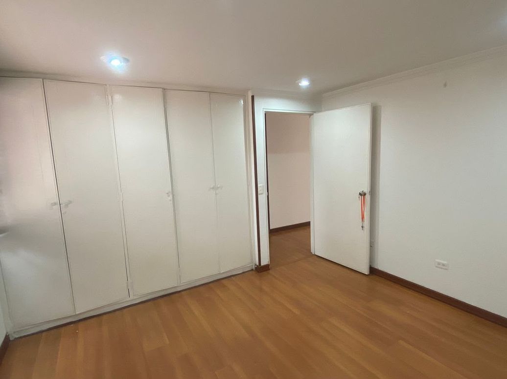Apartamento de 2 alcobas en arriendo en Ub. Santa Coloma, Bogotá, 98 m² · foto 8 de 10