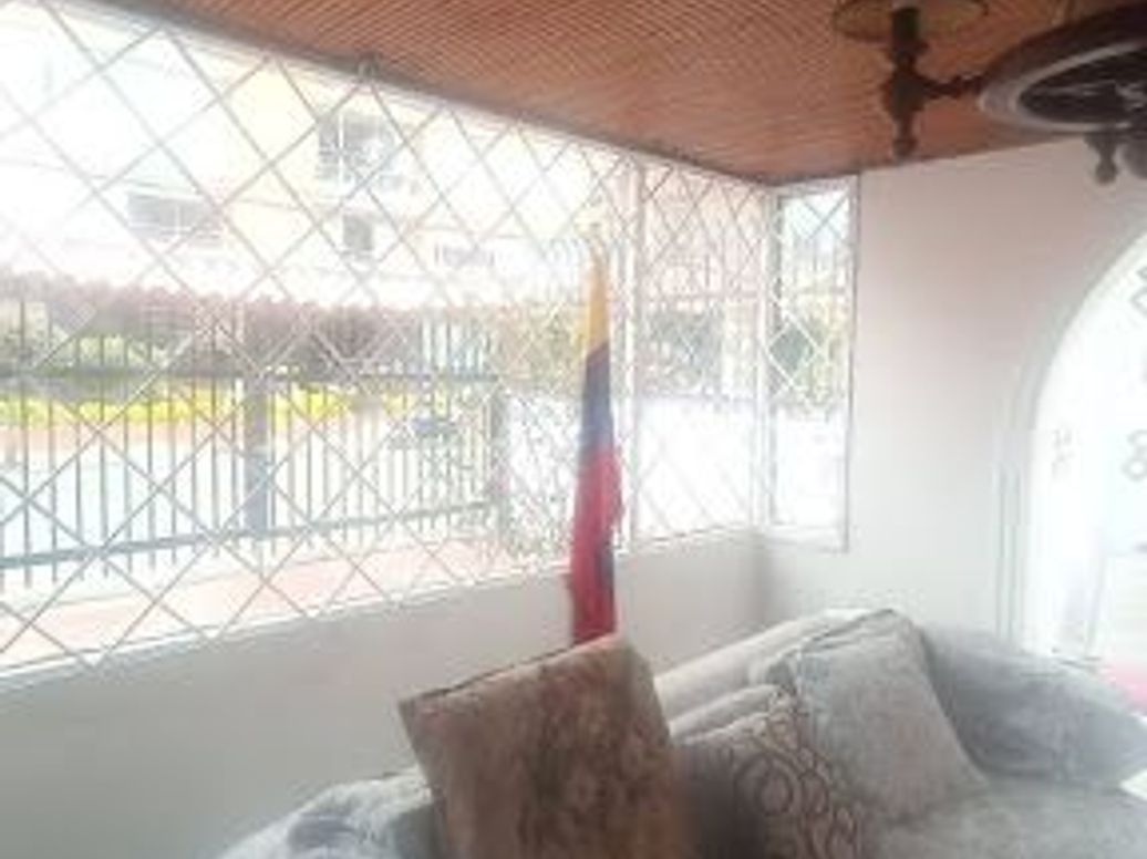 Casa de 4 alcobas en venta en Cedritos, Bogotá, 204 m² · foto 10 de 19