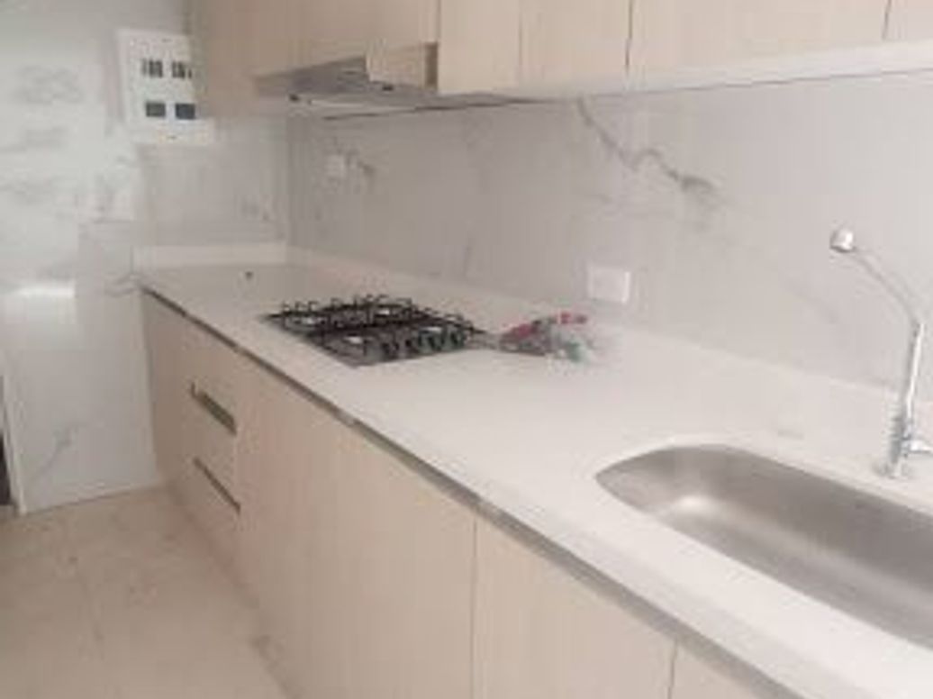 Casa de 4 alcobas en venta en Cedritos, Bogotá, 204 m² · foto 11 de 19