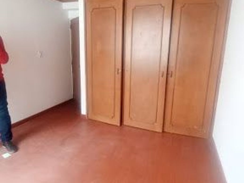 Casa de 4 alcobas en venta en Cedritos, Bogotá, 204 m² · foto 3 de 19