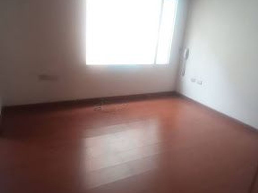 Casa de 4 alcobas en venta en Cedritos, Bogotá, 204 m² · foto 7 de 19