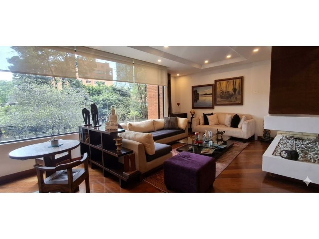 Apartamento de 3 alcobas en venta en La Cabrera, Bogotá, 260 m² · foto 2 de 6