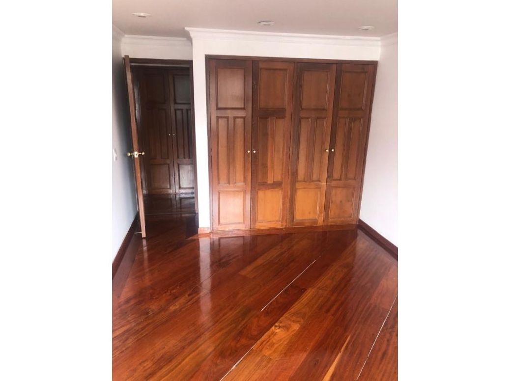 Apartamento de 3 alcobas en venta en El Nogal, Bogotá, 189 m² · foto 13 de 14