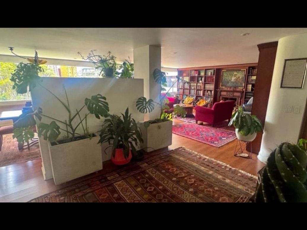 Apartamento de 4 alcobas en venta en El Espartillal, Bogotá, 240 m² · foto 3 de 8
