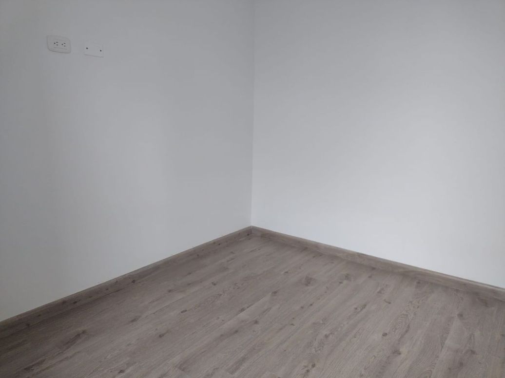 Apartamento de 2 alcobas en venta en Valladolid, Bogotá, 36 m² · foto 5 de 7