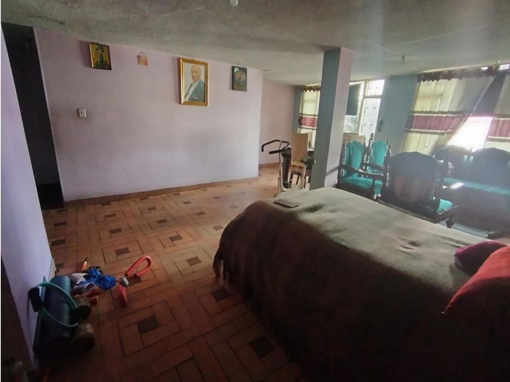 Casa de 6 alcobas en venta en Gustavo Restrepo, Bogotá, 320 m² · foto 4 de 19