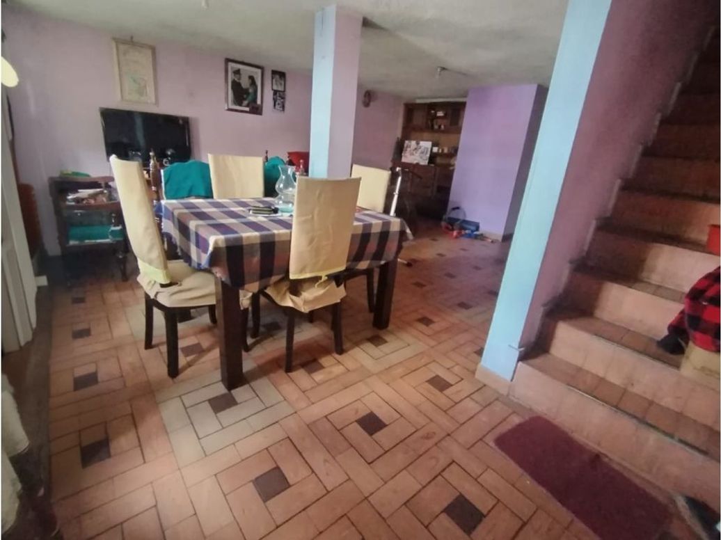 Casa de 6 alcobas en venta en Gustavo Restrepo, Bogotá, 320 m² · foto 3 de 19