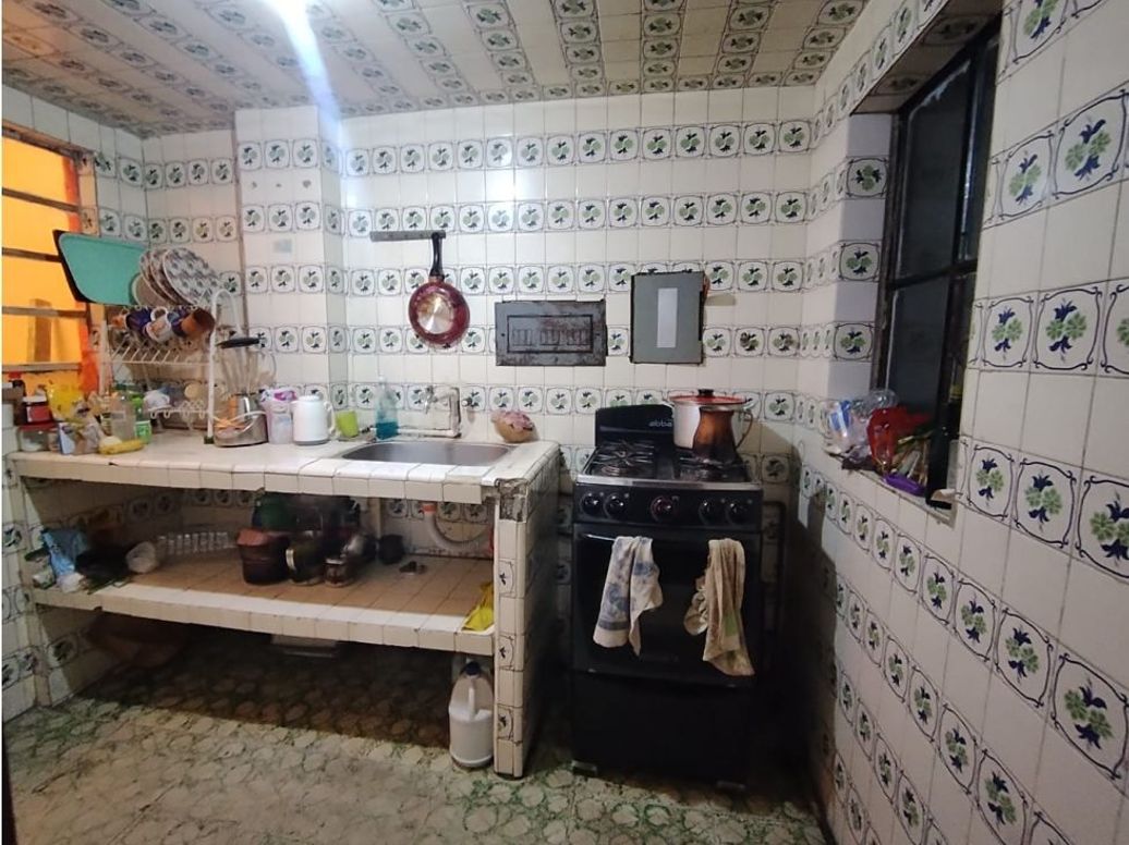 Casa de 6 alcobas en venta en Gustavo Restrepo, Bogotá, 320 m² · foto 5 de 19
