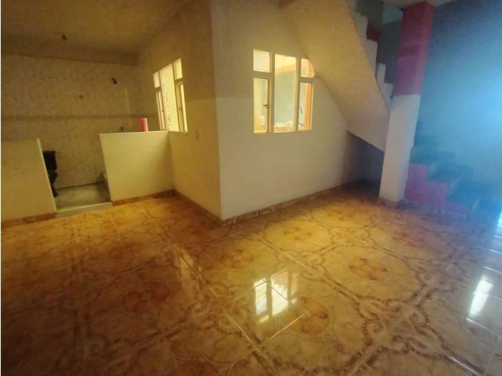 Casa de 6 alcobas en venta en Gustavo Restrepo, Bogotá, 320 m² · foto 7 de 19