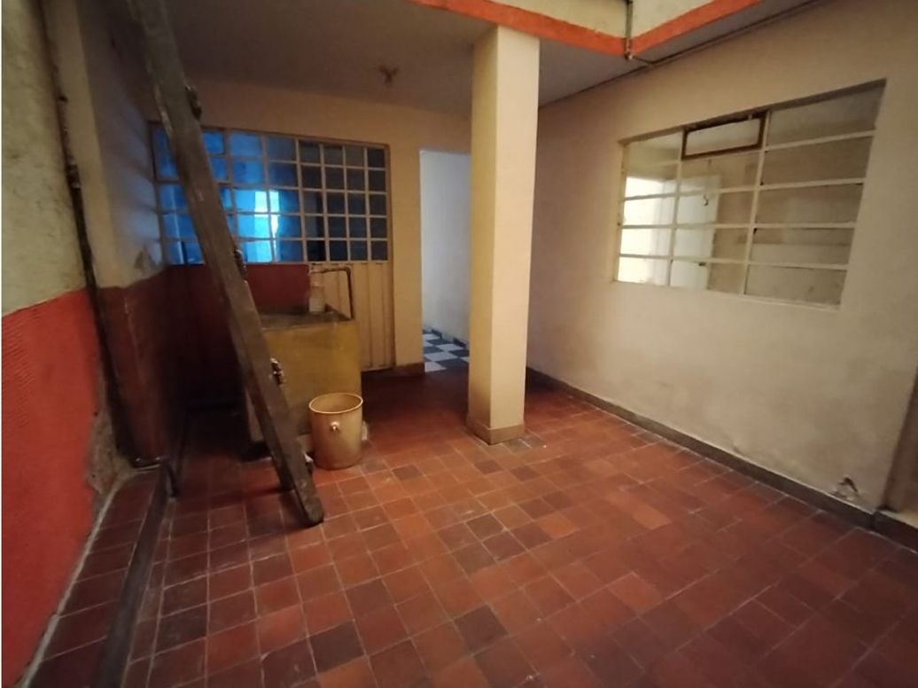 Casa de 6 alcobas en venta en Gustavo Restrepo, Bogotá, 320 m² · foto 17 de 19