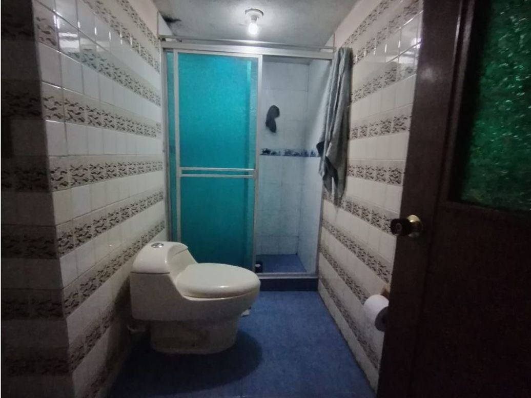 Casa de 6 alcobas en venta en Gustavo Restrepo, Bogotá, 320 m² · foto 15 de 19