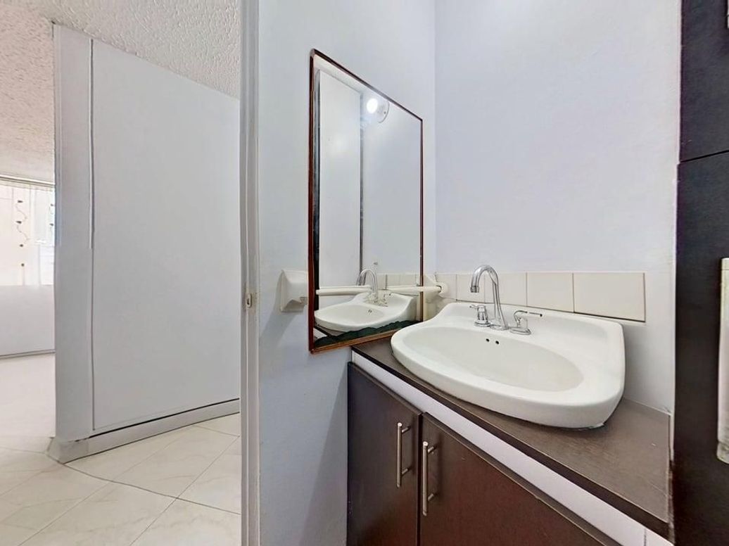 Apartamento de 3 alcobas en venta en Zarzamora, Bogotá, 62 m² · foto 12 de 20