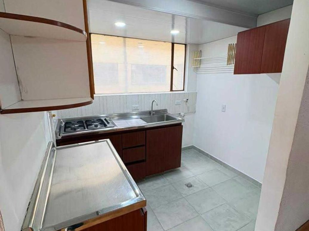 Apartamento de 3 alcobas en venta en Los Cristales, Bogotá, 40 m² · foto 4 de 20