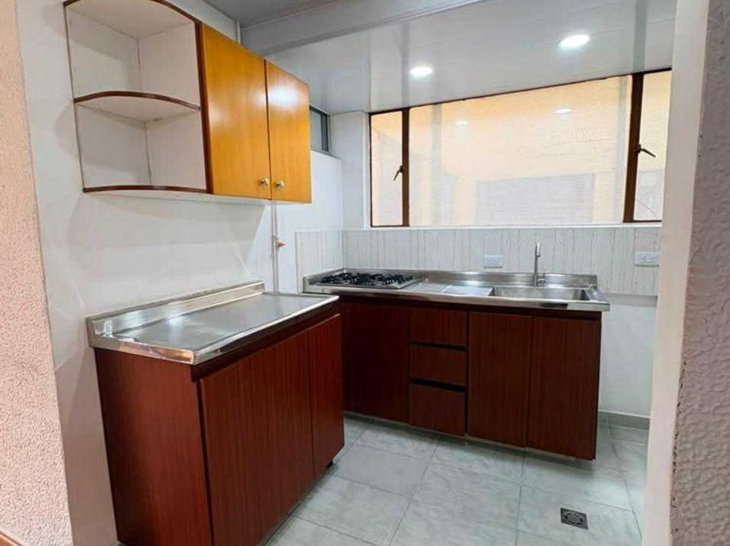Apartamento de 3 alcobas en venta en Los Cristales, Bogotá, 40 m² · foto 3 de 20