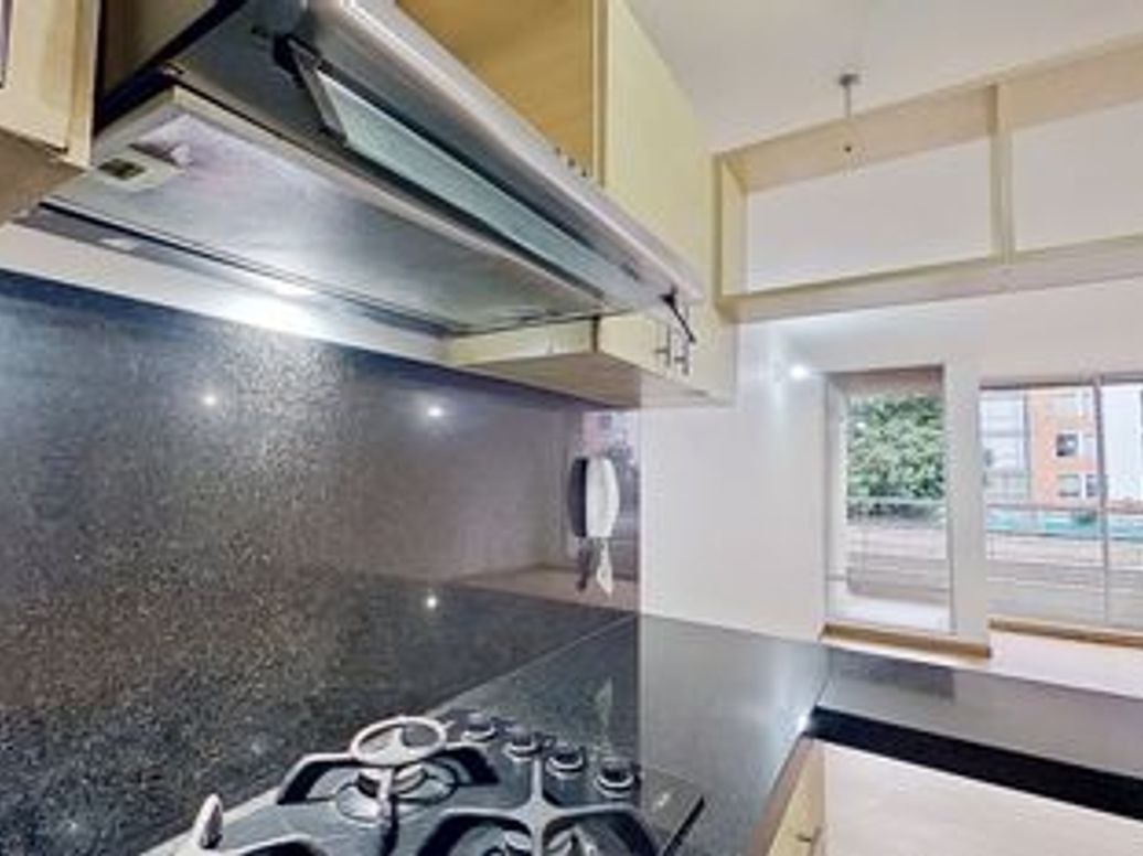 Apartamento de 3 alcobas en venta en Tibabuyes, Bogotá, 84 m² · foto 6 de 20