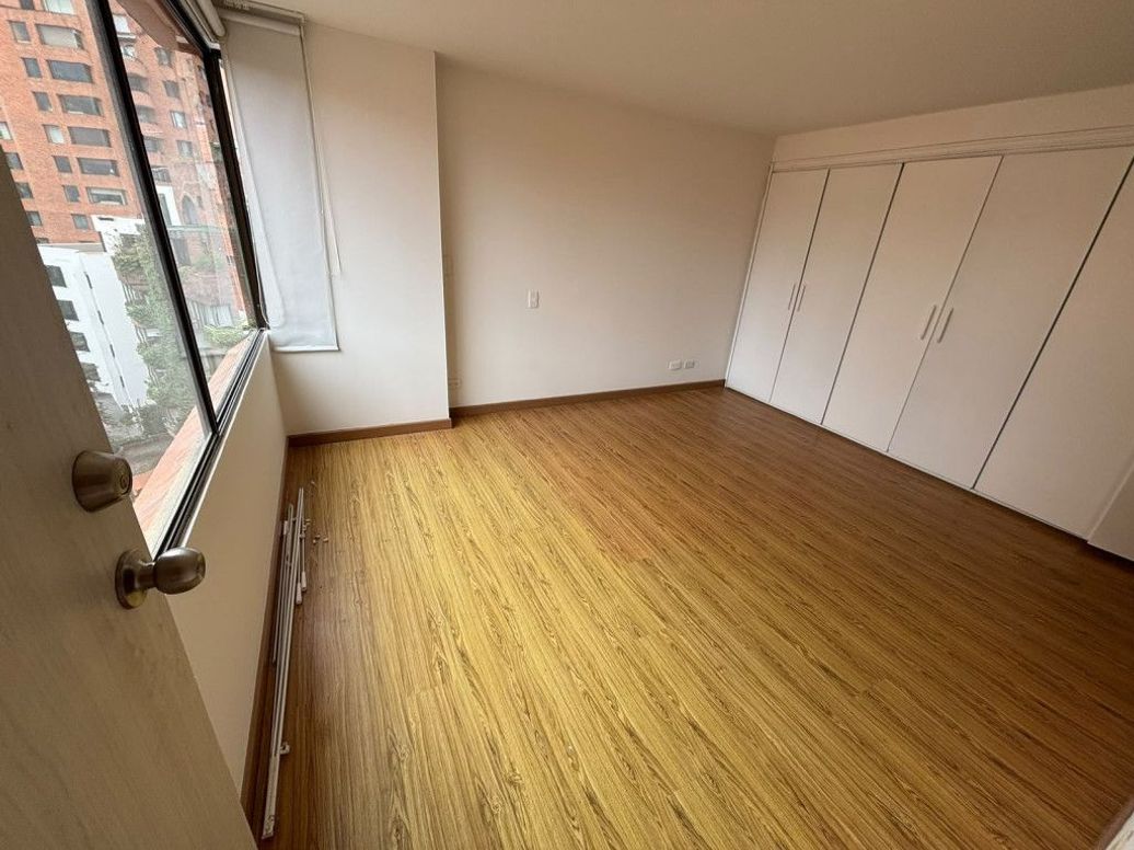 Apartaestudio en arriendo en Bellavista, Bogotá, 61 m² · foto 5 de 13