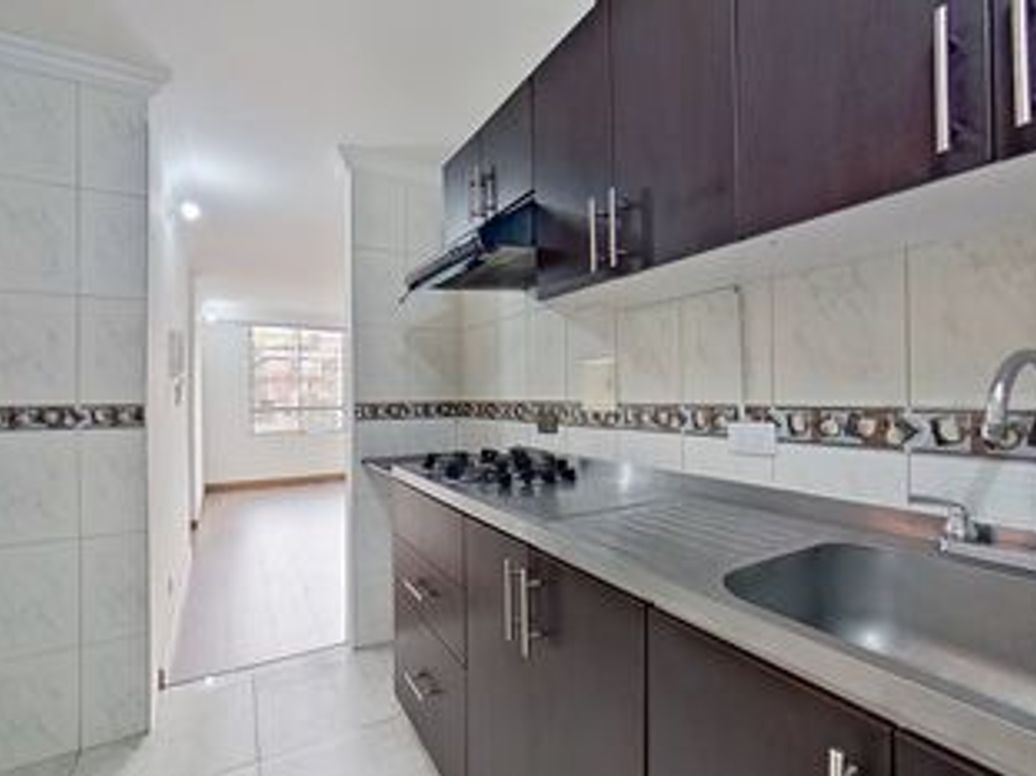 Apartamento de 3 alcobas en venta en San Antonio Nor - Occidental, Bogotá, 49 m² · foto 5 de 17