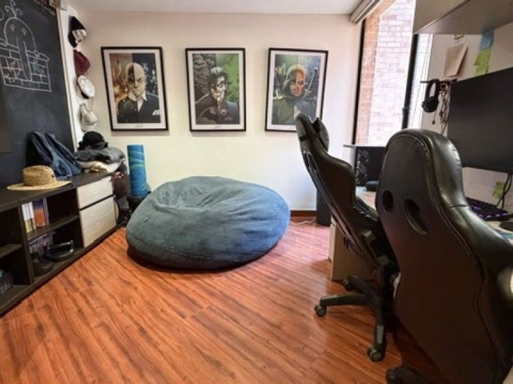 Apartamento de 3 alcobas en venta en La Carolina, Bogotá, 214 m² · foto 20 de 20