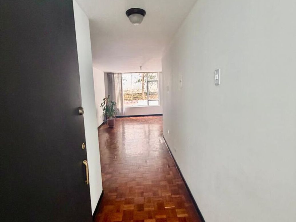 Apartamento de 2 alcobas en venta en La Salle, Bogotá, 92 m² · foto 2 de 20