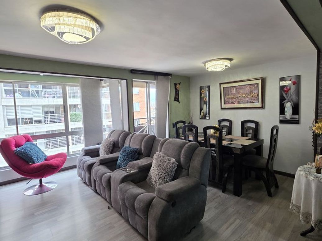Apartamento de 3 alcobas en venta en El Tintal, Bogotá, 85 m² · foto 2 de 15